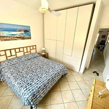 Villino Con Vista Mare E Piscina * بالاو