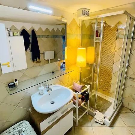 Villino Con Vista Mare E Piscina * بالاو